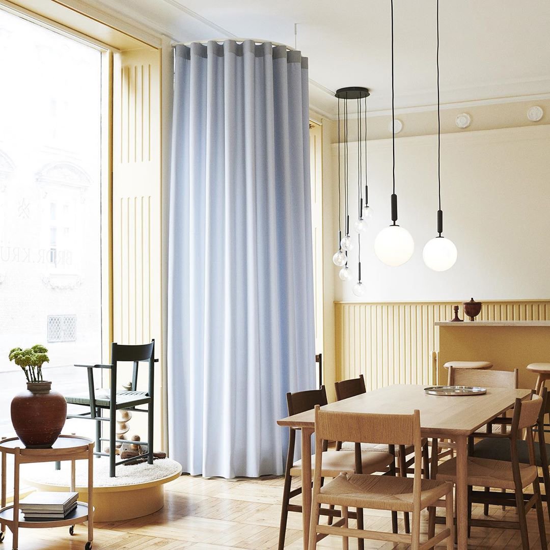 Scandinavian Pendant Lamp – Mouth-Blown Glass Spheres & Metal