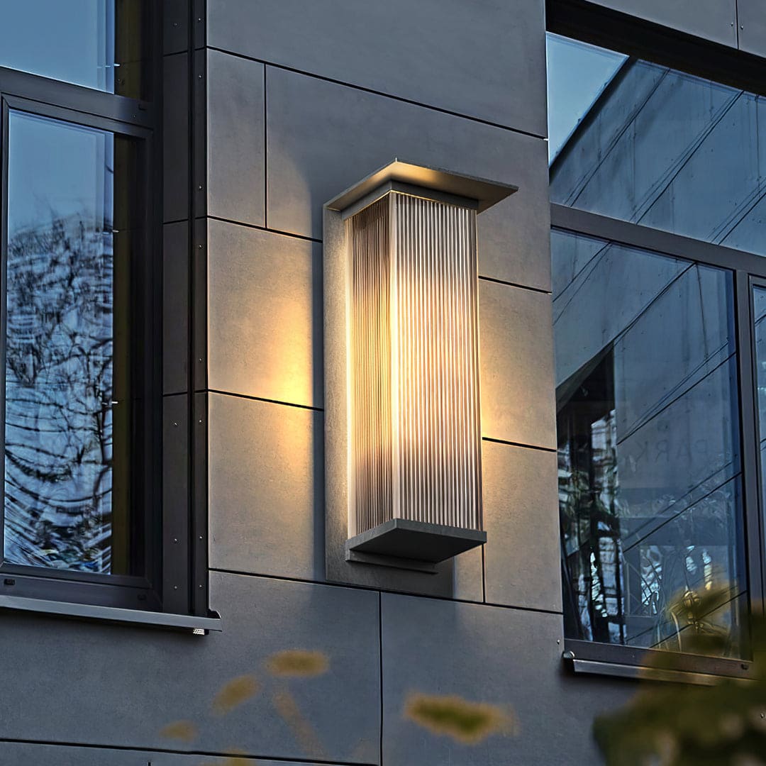 Modern Solar Outdoor Wall Fixture – Rectangular Design, Energy-Efficient