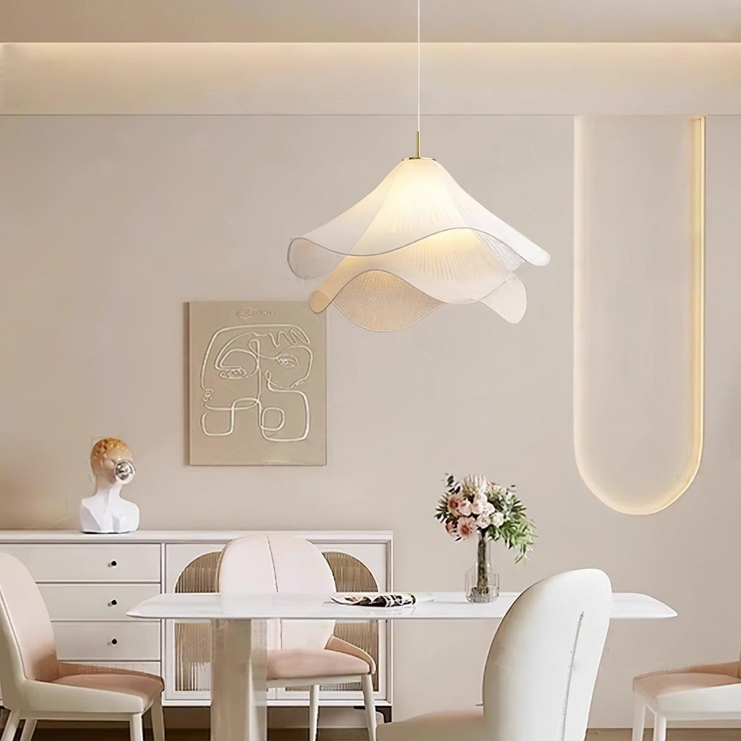 Contemporary Pendant Lamp & Effortless Brass Elegance