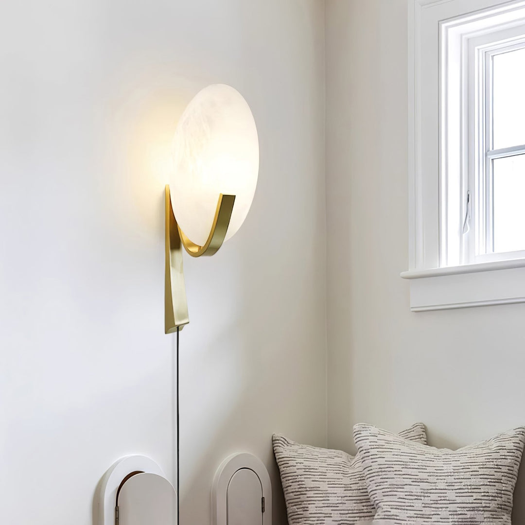 Curved Arc Wall Lamp – Minimal Style Solution