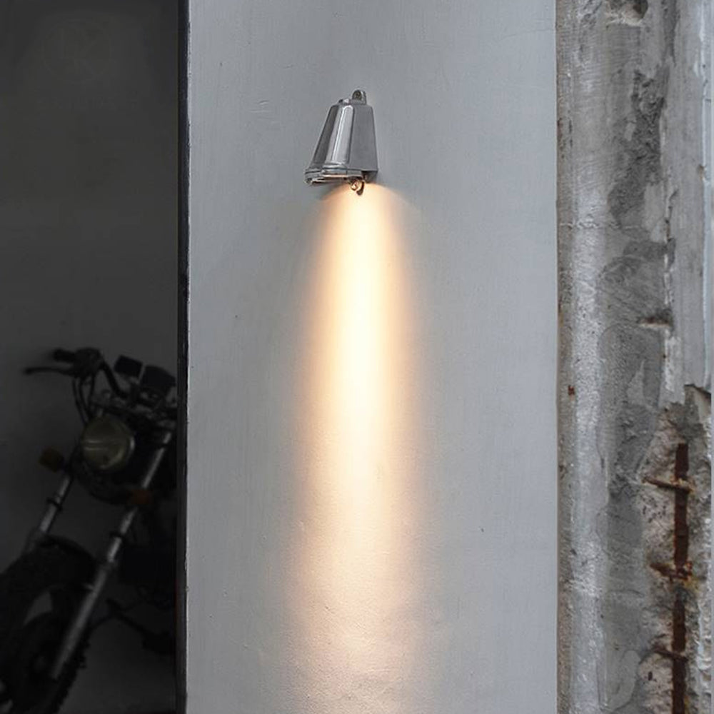 Industrial Metal Bell-Shaped Waterproof Outdoor Wall Lamp for Corridors and Balconies