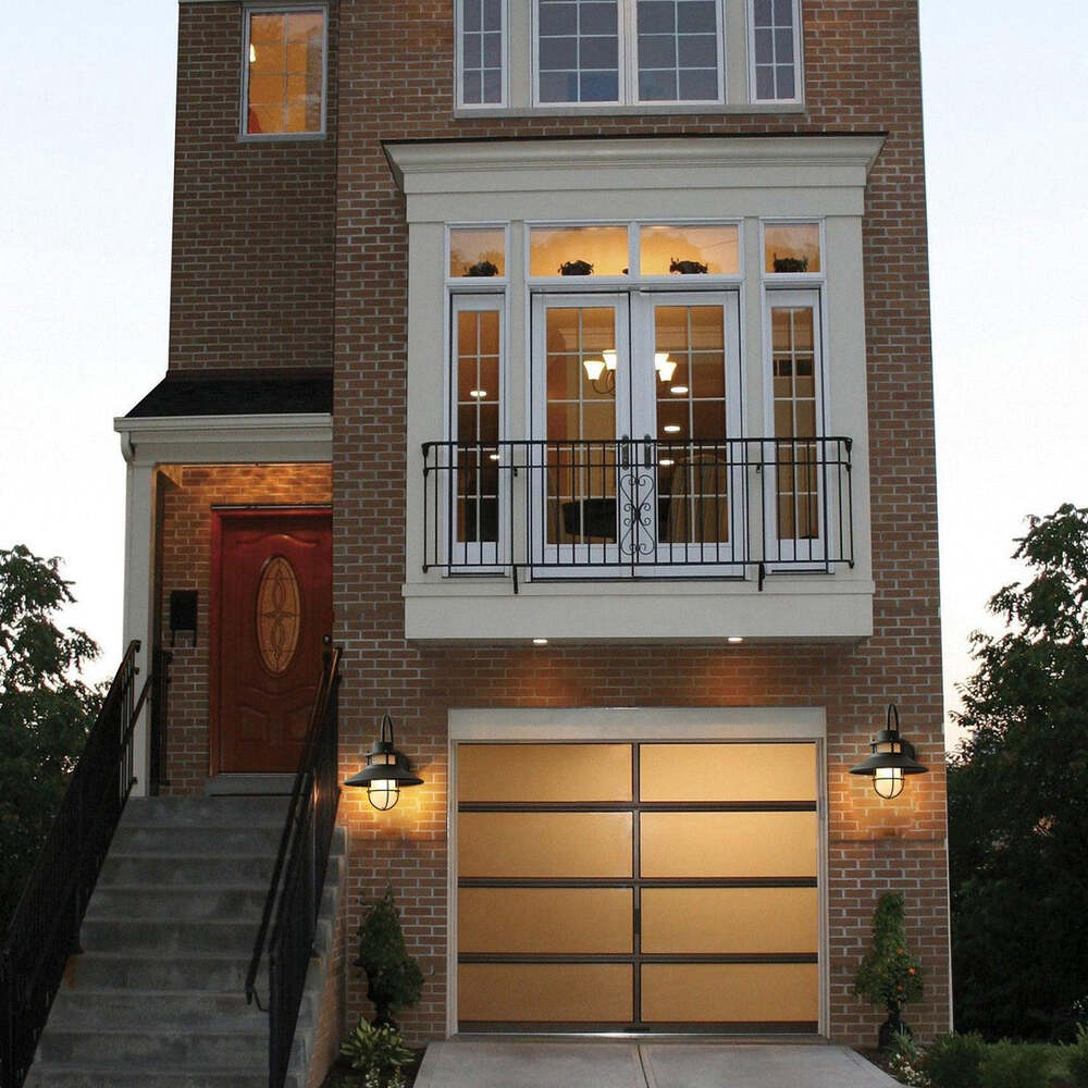 Industrial Outdoor Wall Lamp with Frosted Glass – Waterproof Exterior Light