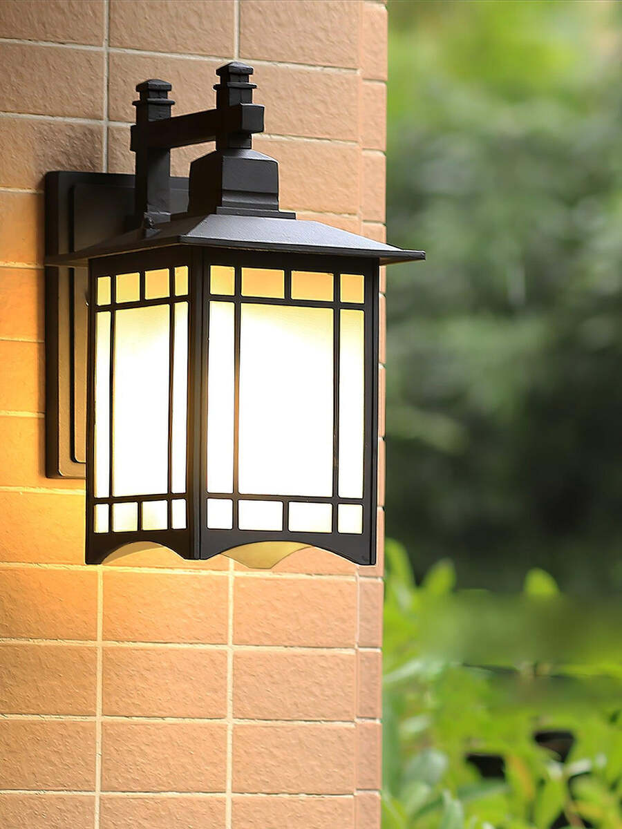 Outdoor Lantern Wall Light in Black or Bronze – Waterproof Exterior Lighting