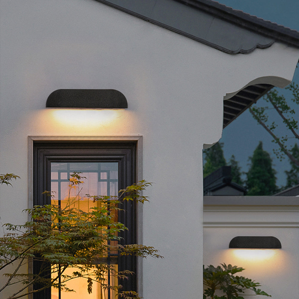 Modern Minimalist Semi-Elliptical Metal Outdoor Wall Lamp – Black or White