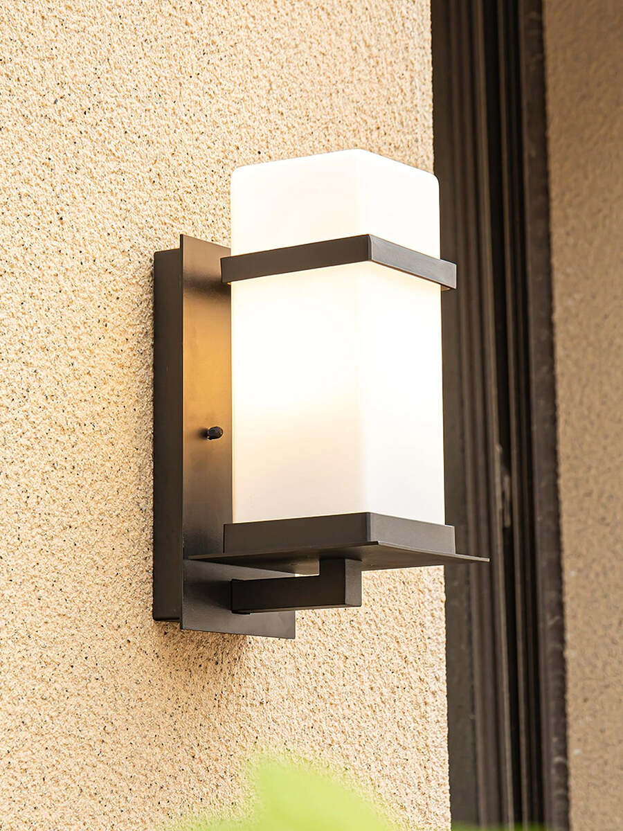 Modern Waterproof Metal and Glass Outdoor Wall Light for Patio and Garden