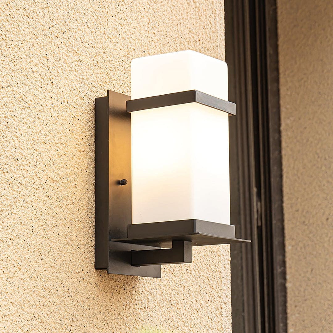Modern Waterproof Metal and Glass Outdoor Wall Light for Patio and Garden