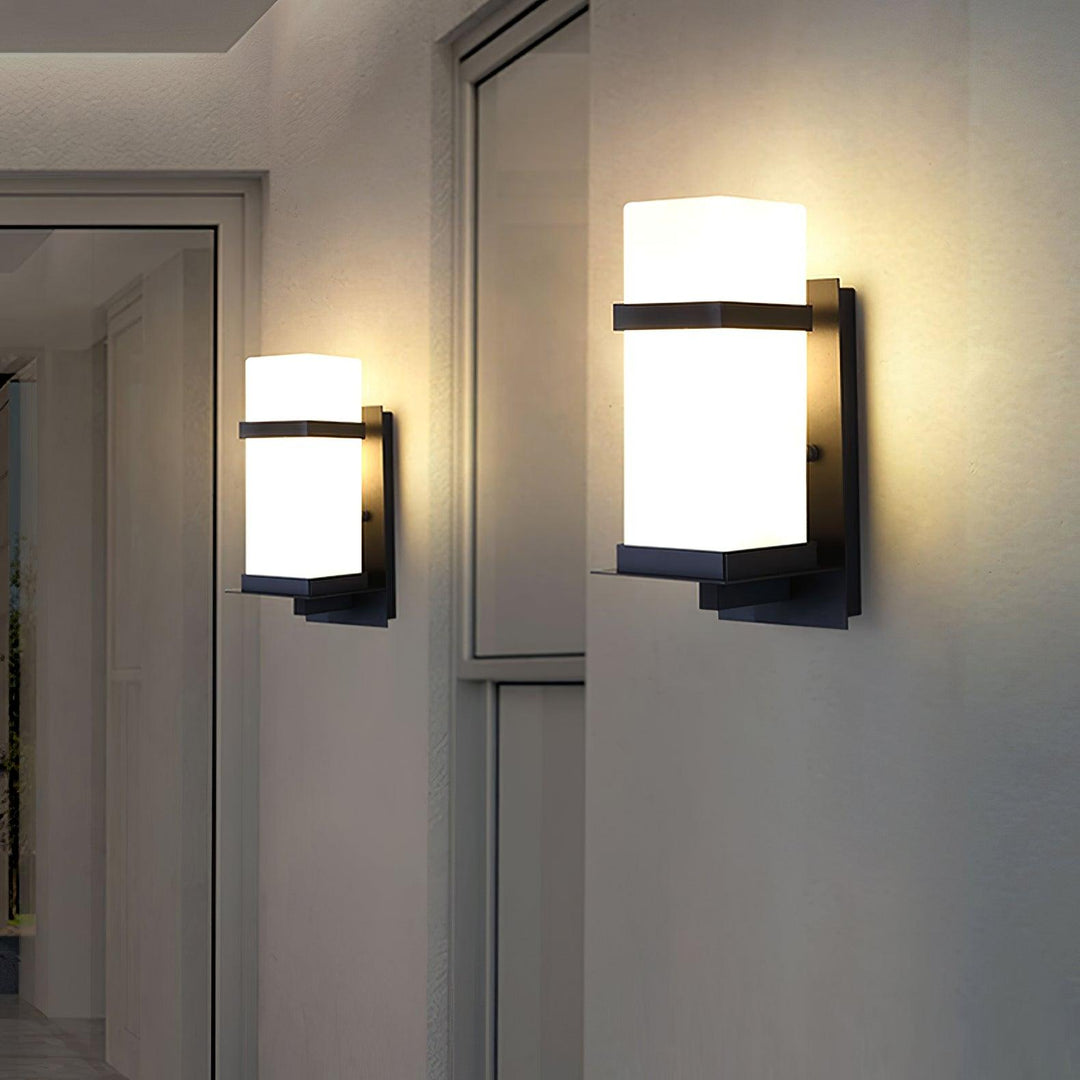 Modern Waterproof Metal and Glass Outdoor Wall Light for Patio and Garden