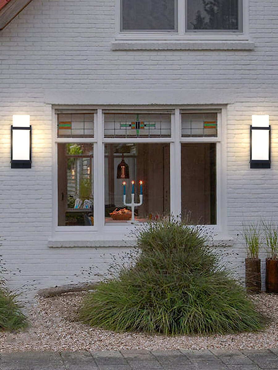 Modern Waterproof Metal and Glass Outdoor Wall Light for Patio and Garden
