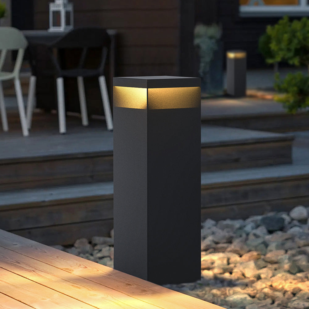 Outdoor Bollard Light – Industrial Warm Glow