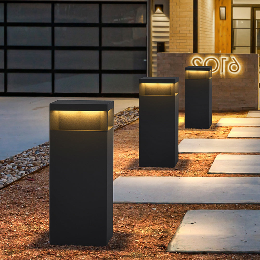 Outdoor Bollard Light – Industrial Warm Glow