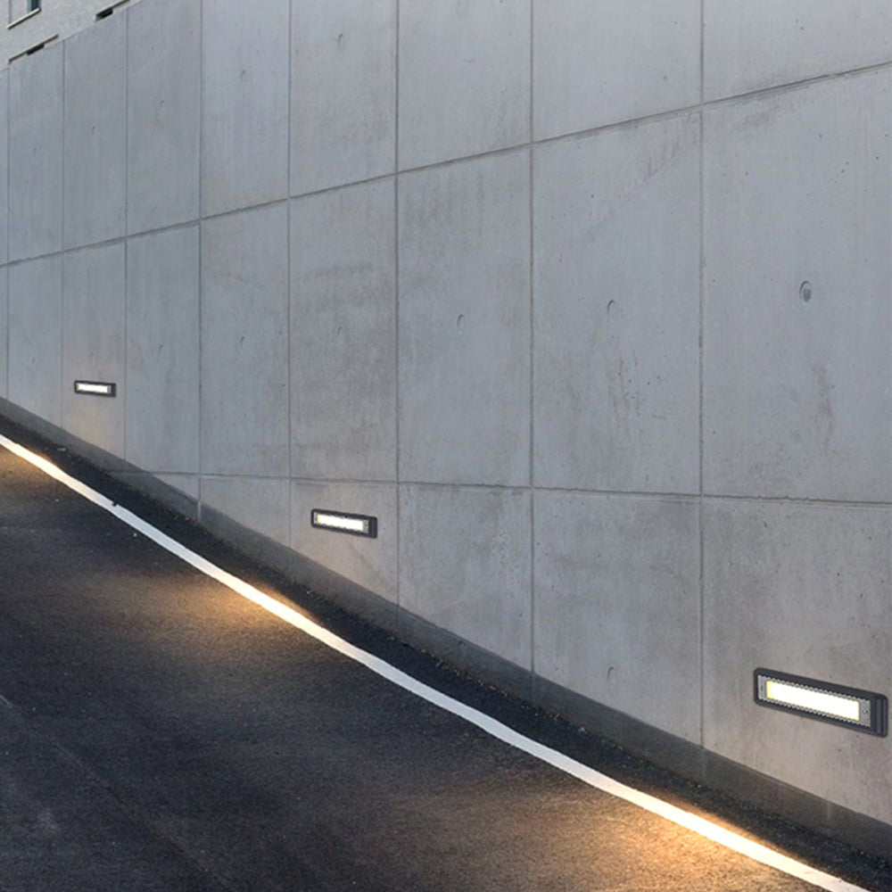 Outdoor Recessed Step-Deck Light, Warm Glow