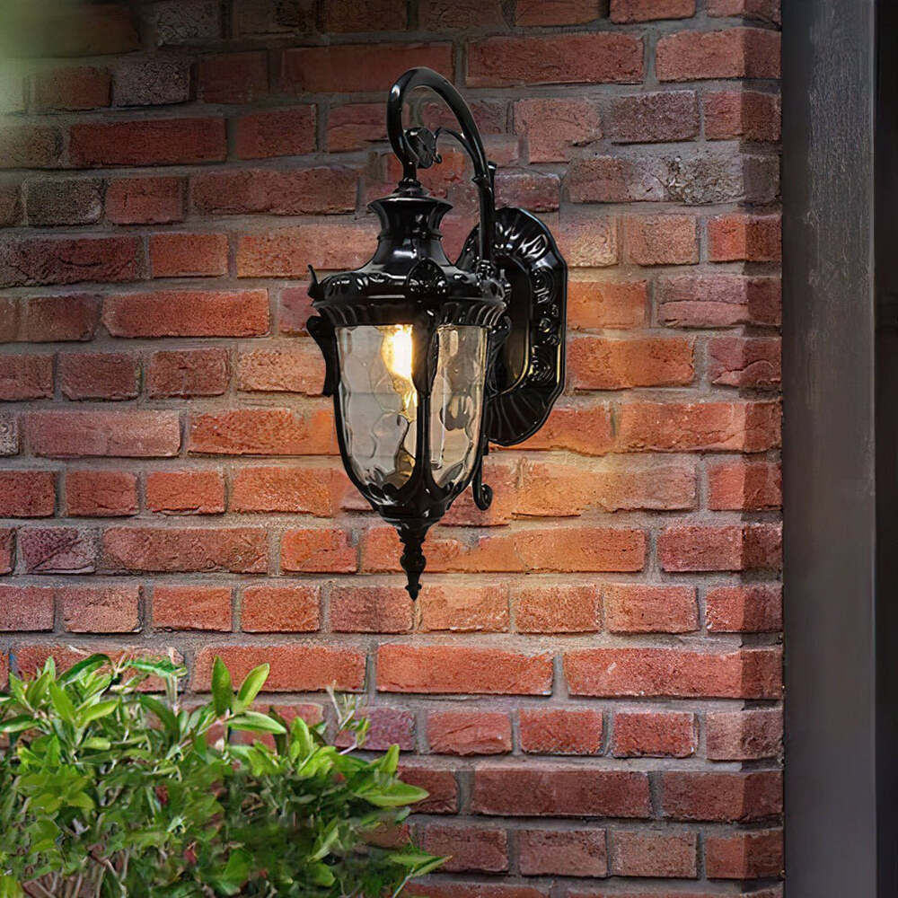 Vintage Brass Outdoor Wall Lantern – Antique Style Waterproof Light