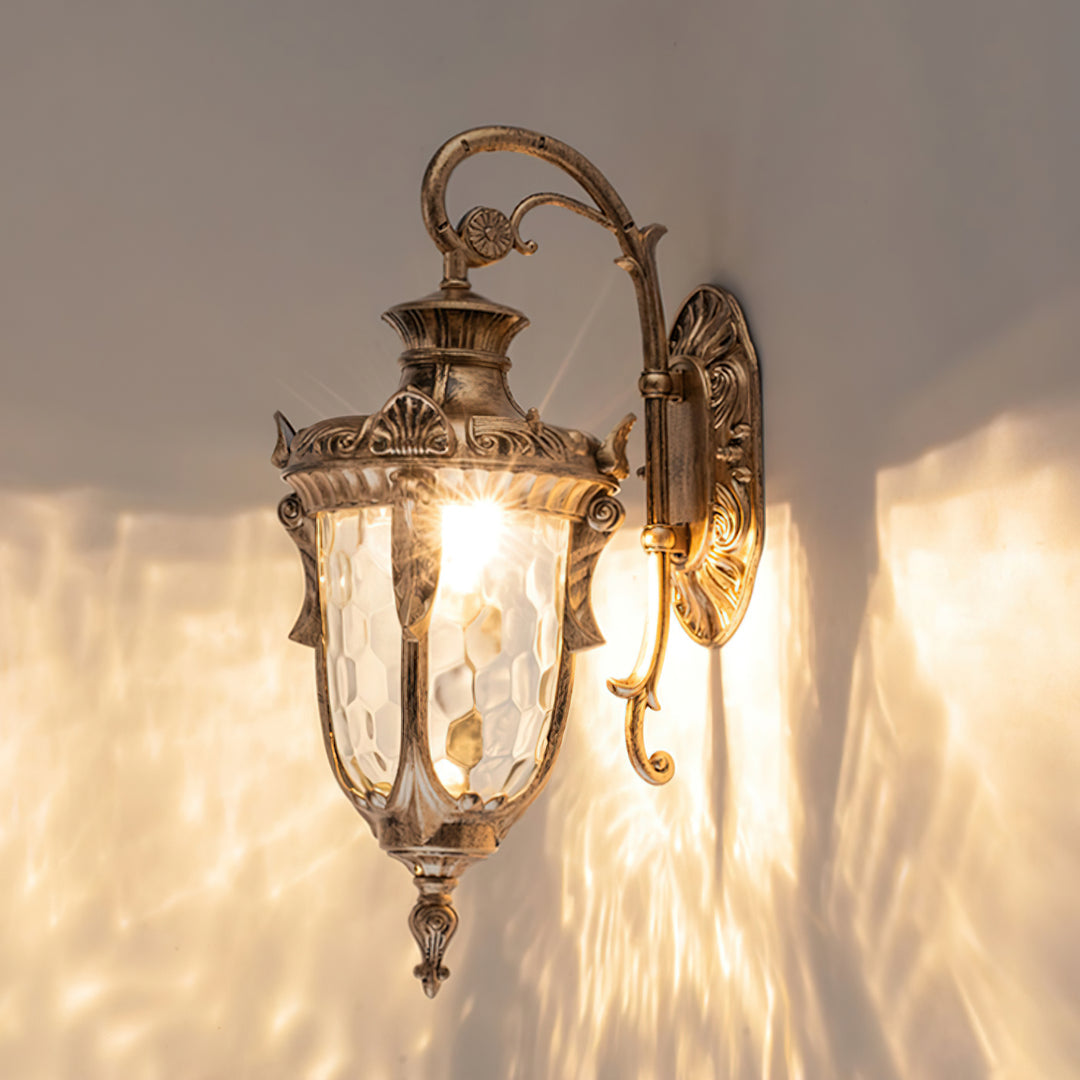 Vintage Brass Outdoor Wall Lantern – Antique Style Waterproof Light