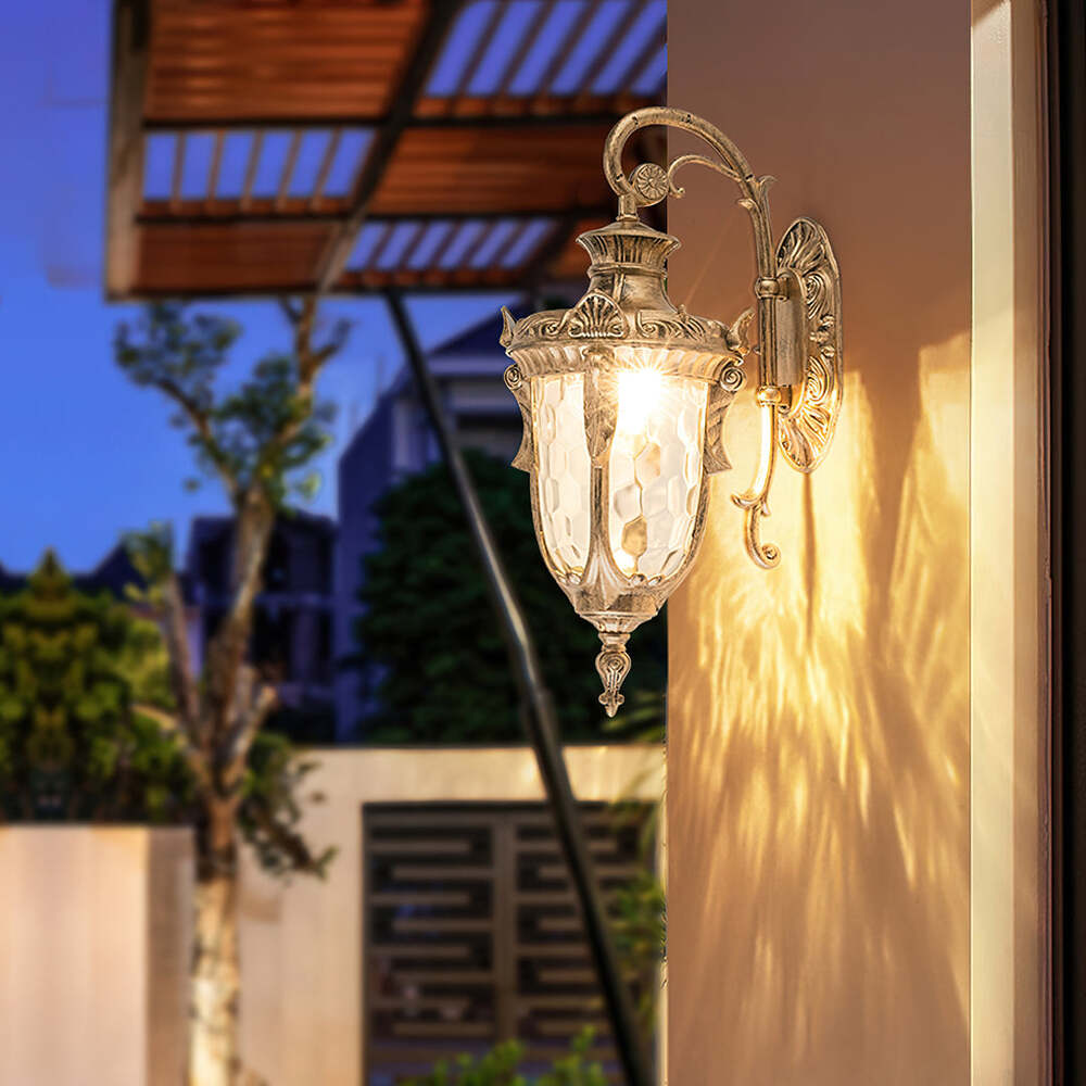 Vintage Brass Outdoor Wall Lantern – Antique Style Waterproof Light