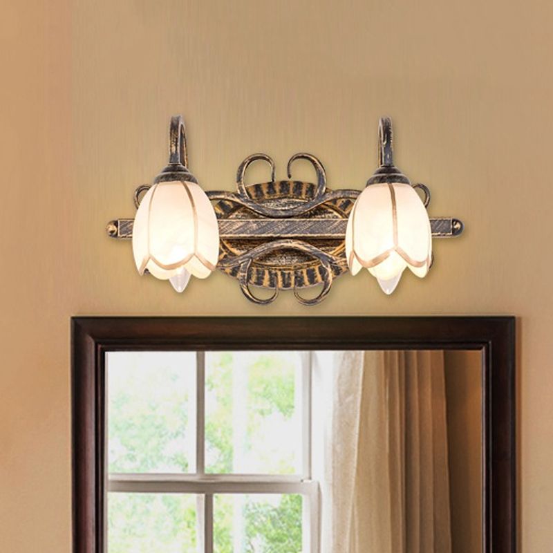 Vintage Wall Lamp & Floral Brass Elegance