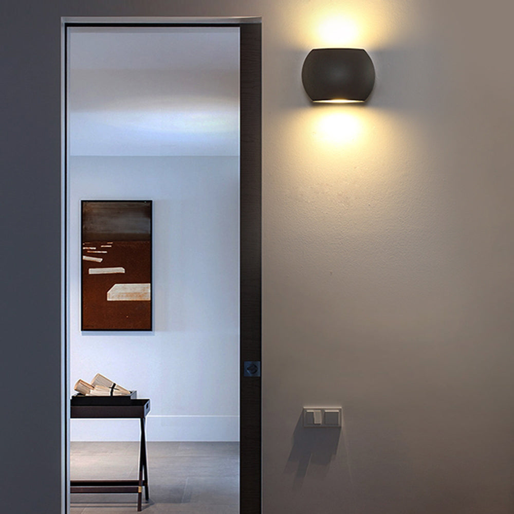 Waterproof Minimalist Geometric Outdoor Wall Lamp – Black or Gray